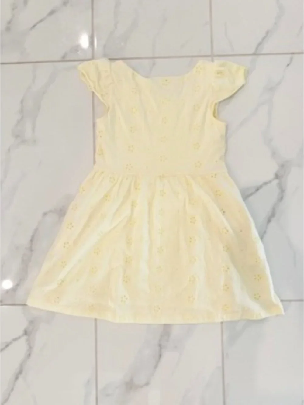 Cat & Jack Girls' Short Sleeve Knit Eyelet Dress -  Pale Yellow S (6/7)